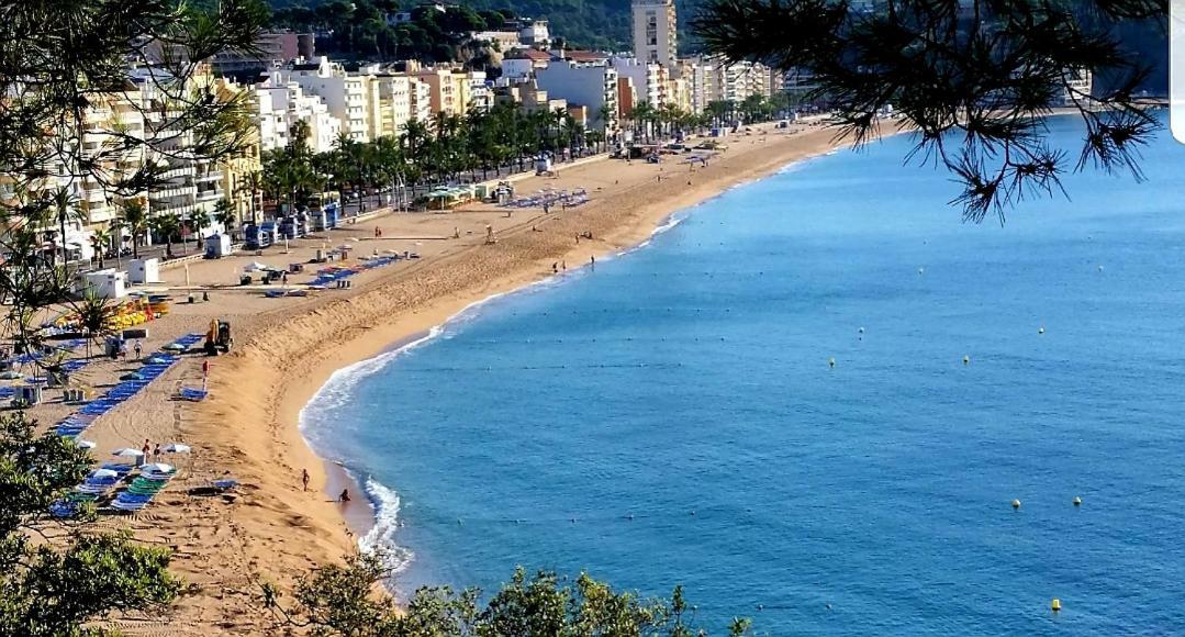 Apartaments Sant Pere Льорет-де-Мар Экстерьер фото